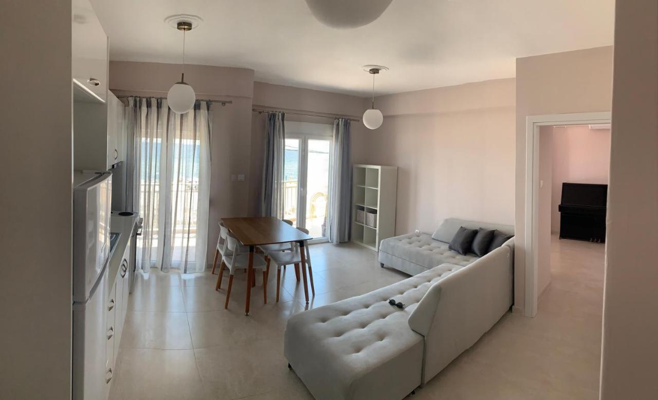 "Breeze" Front To The Sea - Hakidiki Villa Flogita Luaran gambar